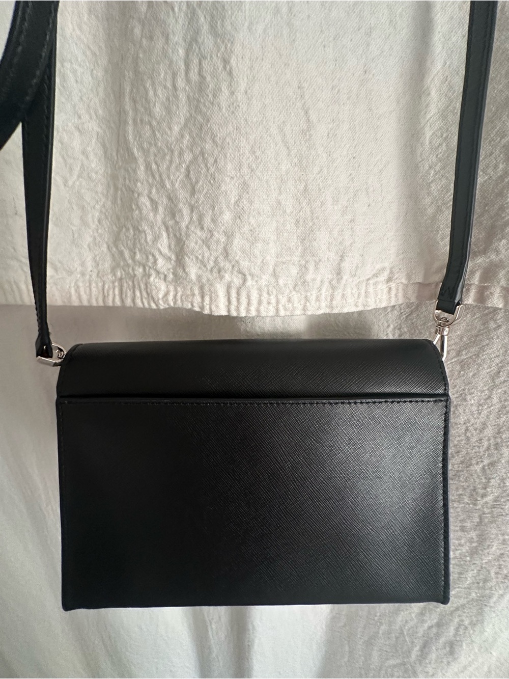 Kate Spade New York Crossbody Bag Black Gold Chain - Picture 8 of 8